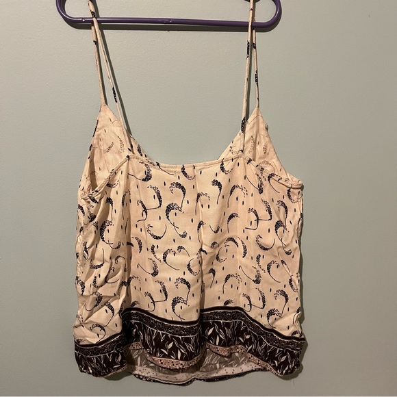 H&M White V-Neck Tank - Picture 2 of 8